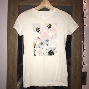 Aeropostale palm tree decal t shirt